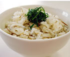 昆布としらすの炊き込みご飯