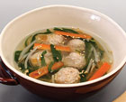 鶏団子スープ