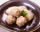 鶏団子とかぶの白煮